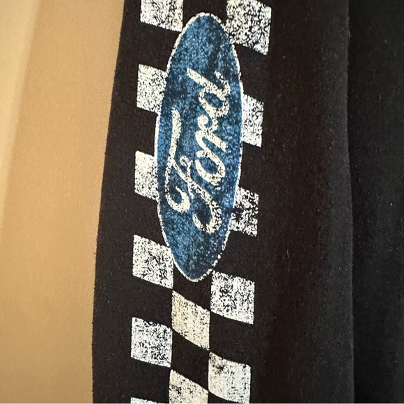 Ford Cobra Jet Racing Car Sweatshirt Men M-L Long Sleeve Racing Graphic Crewneck - Picture 4 of 8